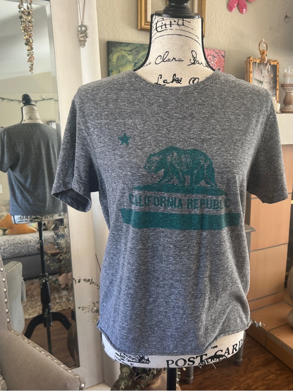Lucky Brand Gray Short Sleeve Tee with Green California Republic Graphic